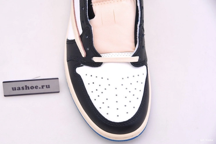 Jordan Scott Low Fragment Air DM7866-140 1 Travis 1023